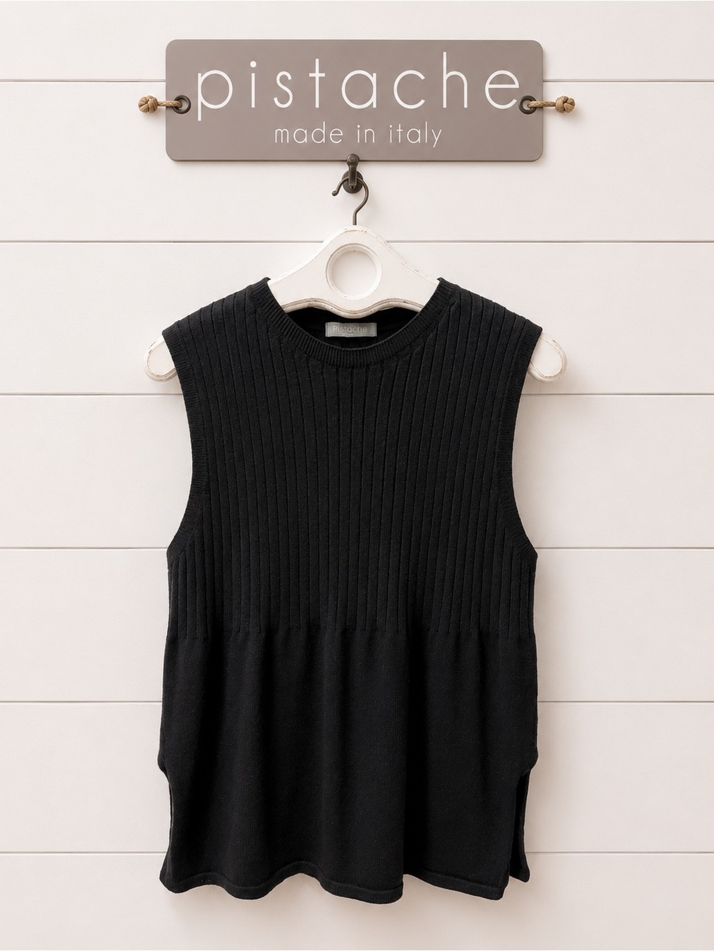 Pistache Black Sleeveless Knit Top – Ribbed Texture, Size XL